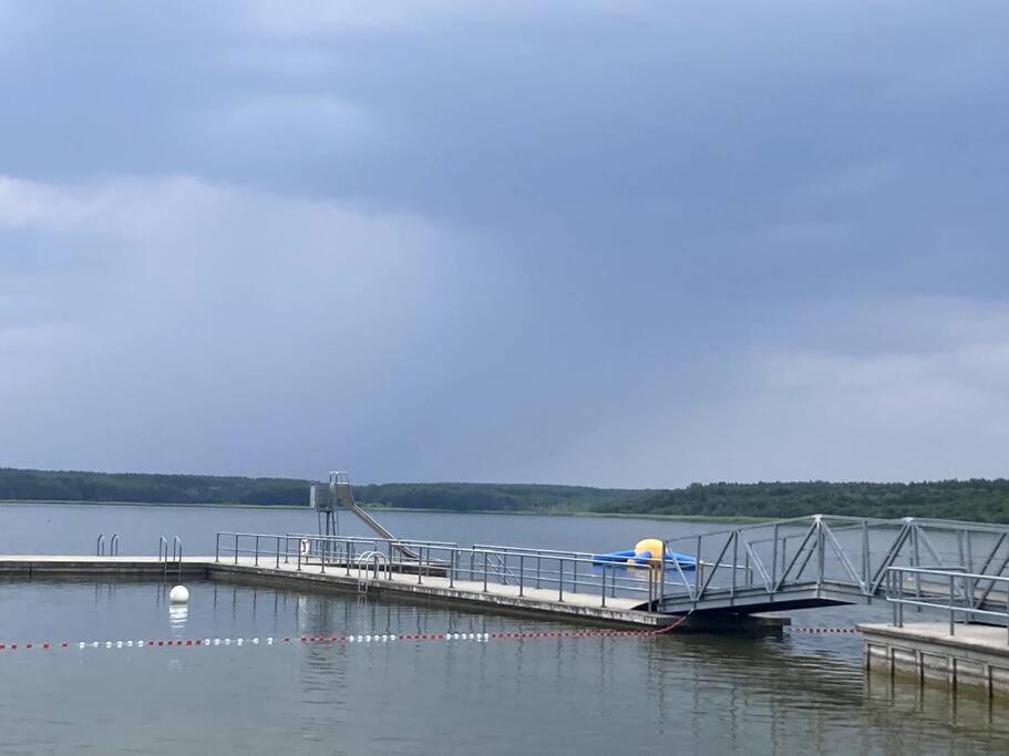 Warin Gemuetliches Holzhaus Am See מראה חיצוני תמונה